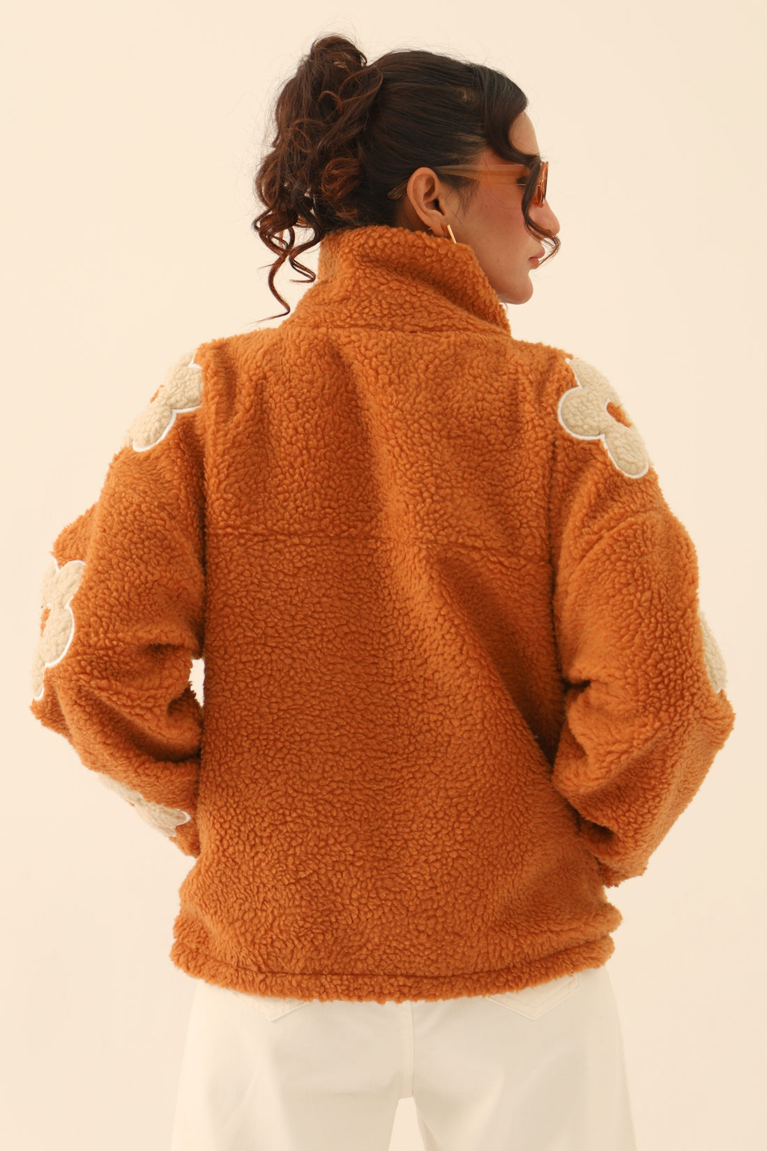 Floral Finesse Tan