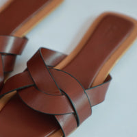 Solana Flat Coffee
