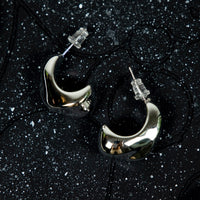 Cupid studs