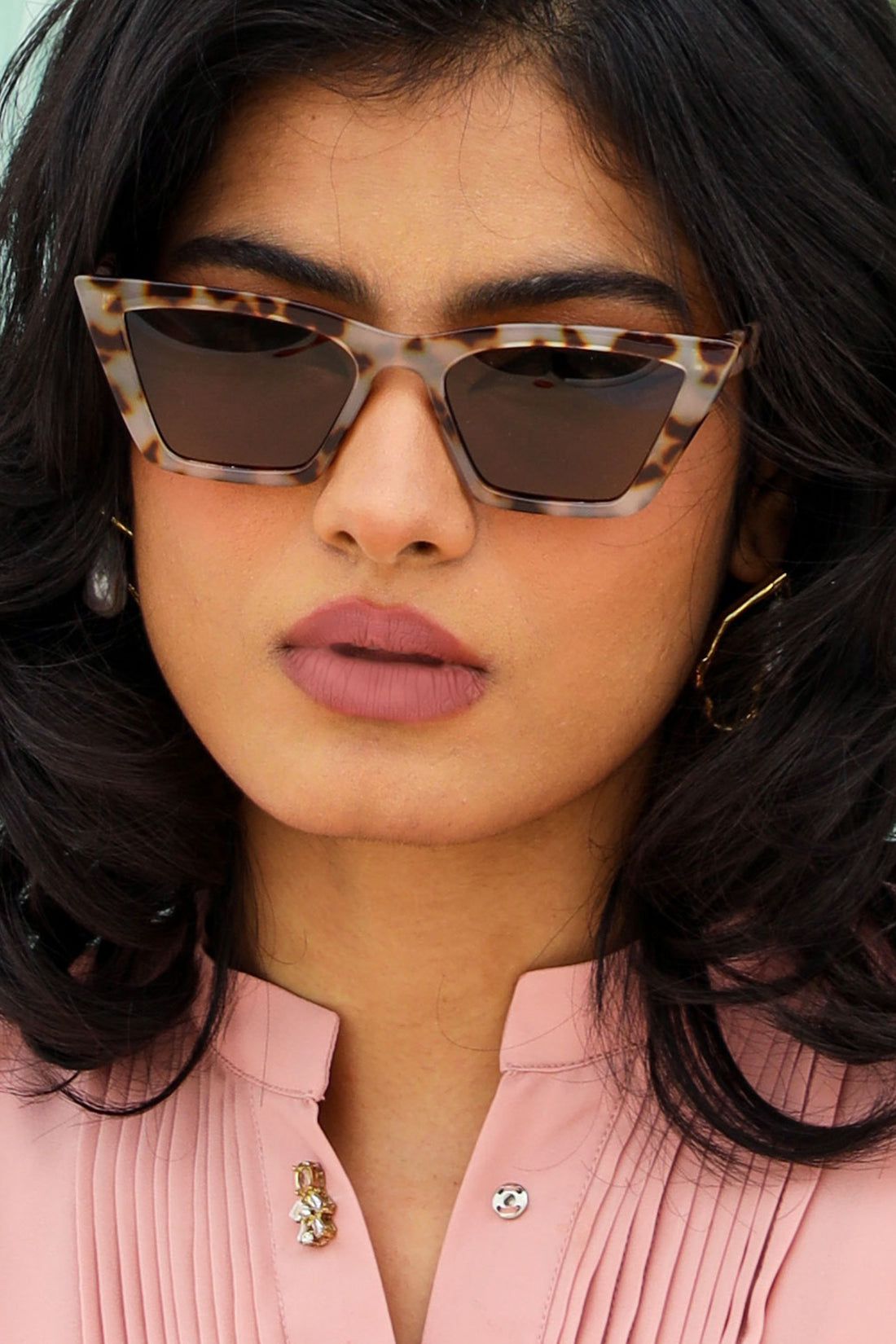 Feline Gaze Sunglasses Tortoise