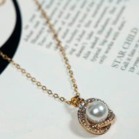 Pearl Mist pendant