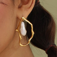 Golden Glow Pearl Drops