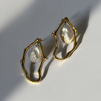 Golden Glow Pearl Drops