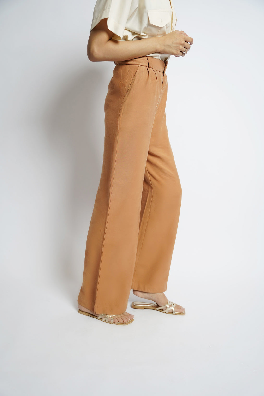 Belbes Flared Pants Tan