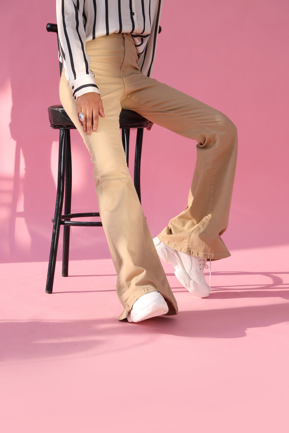 Kiyara flared boot cut Jeans Camel