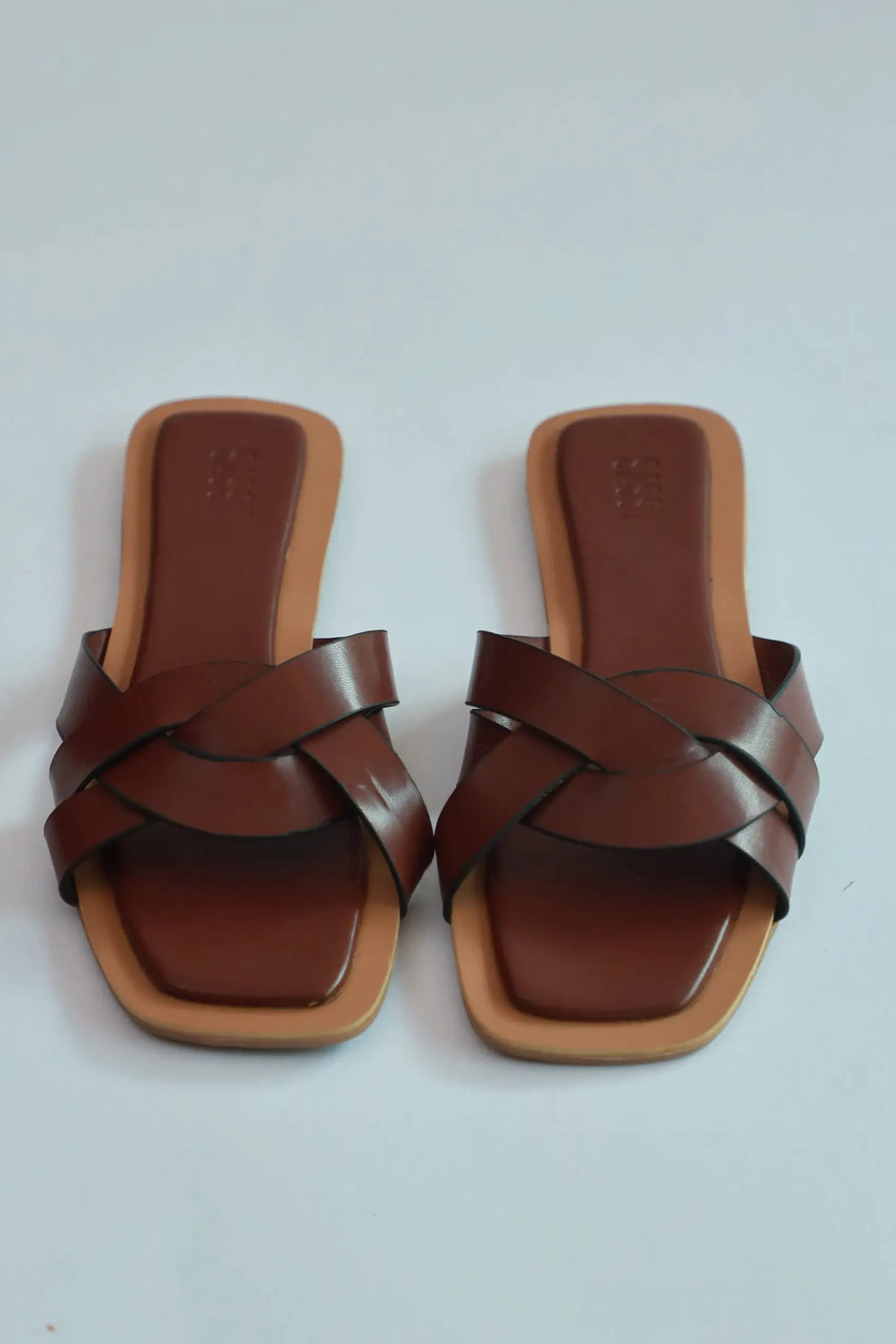 Solana Flat Coffee