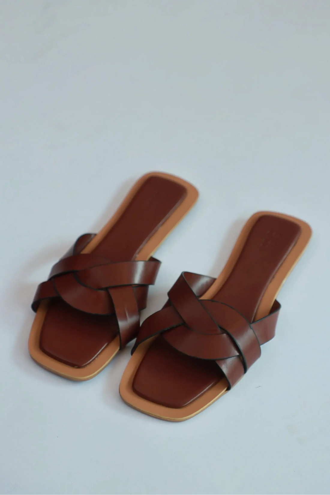 Solana Flat Coffee