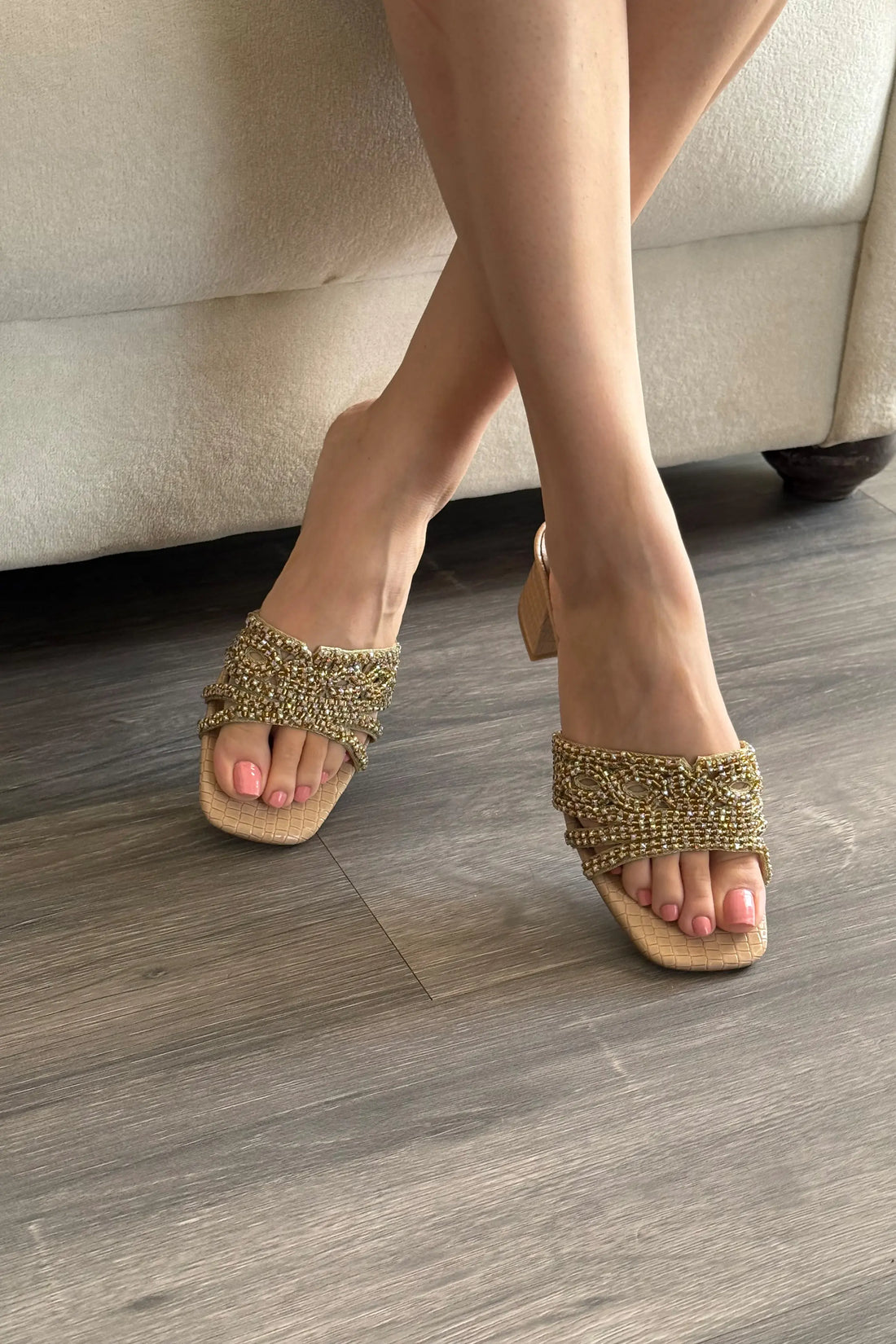 Darla Heel Gold