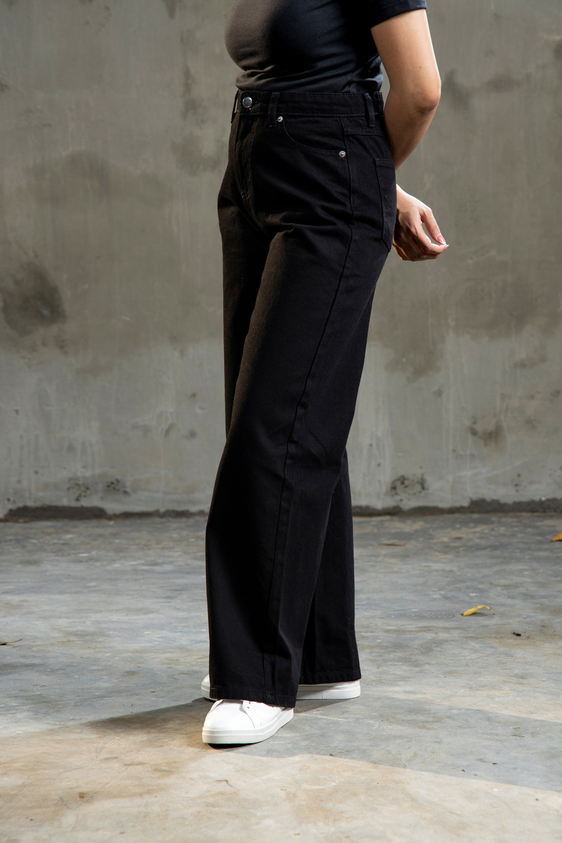 osaka wide leg jeans Black