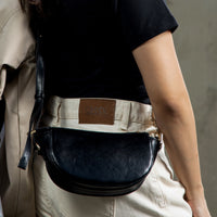 Nemero shoulder bag black
