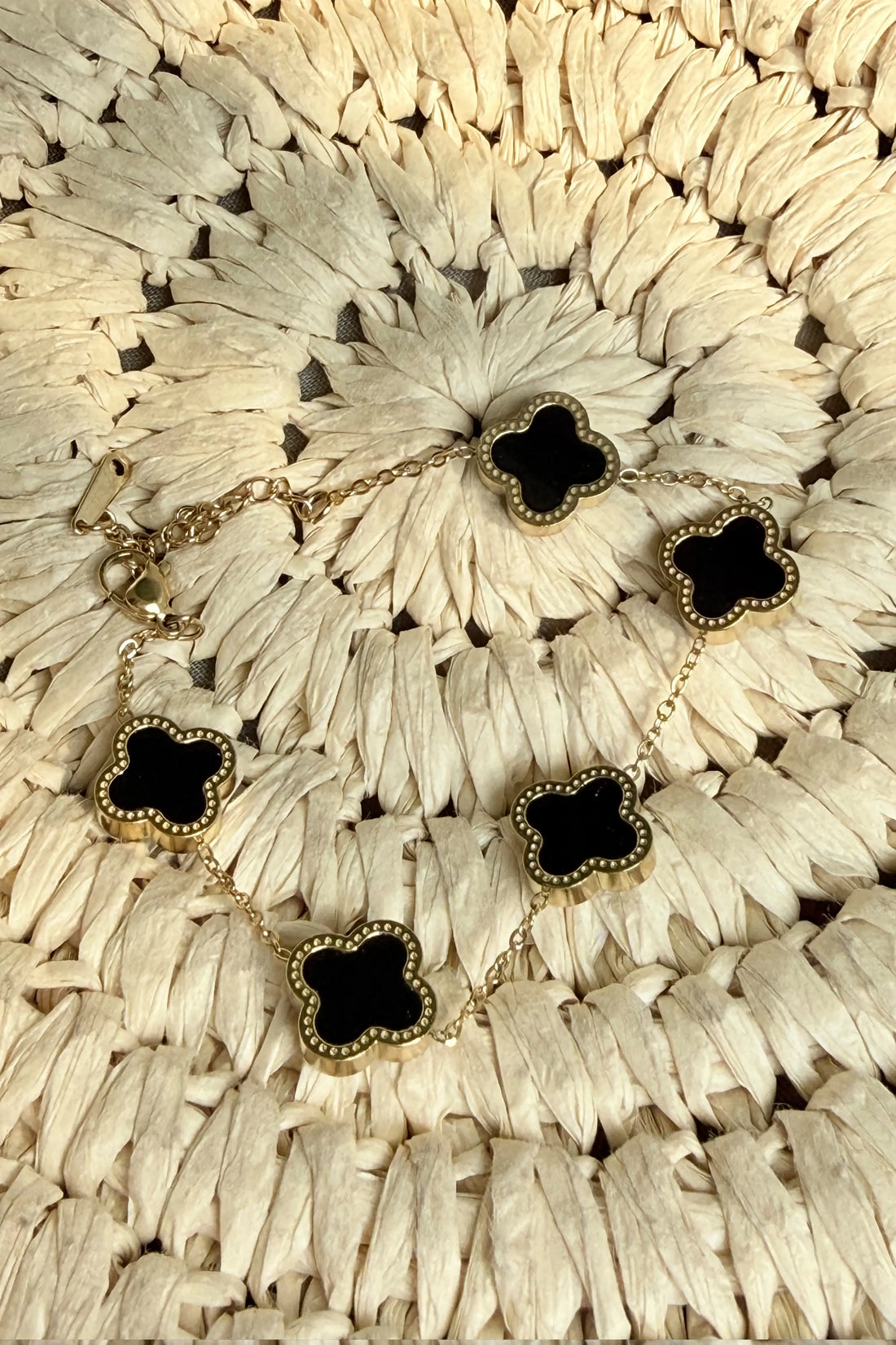 Allure Braclet Golden