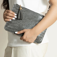 Croc Clutch grey
