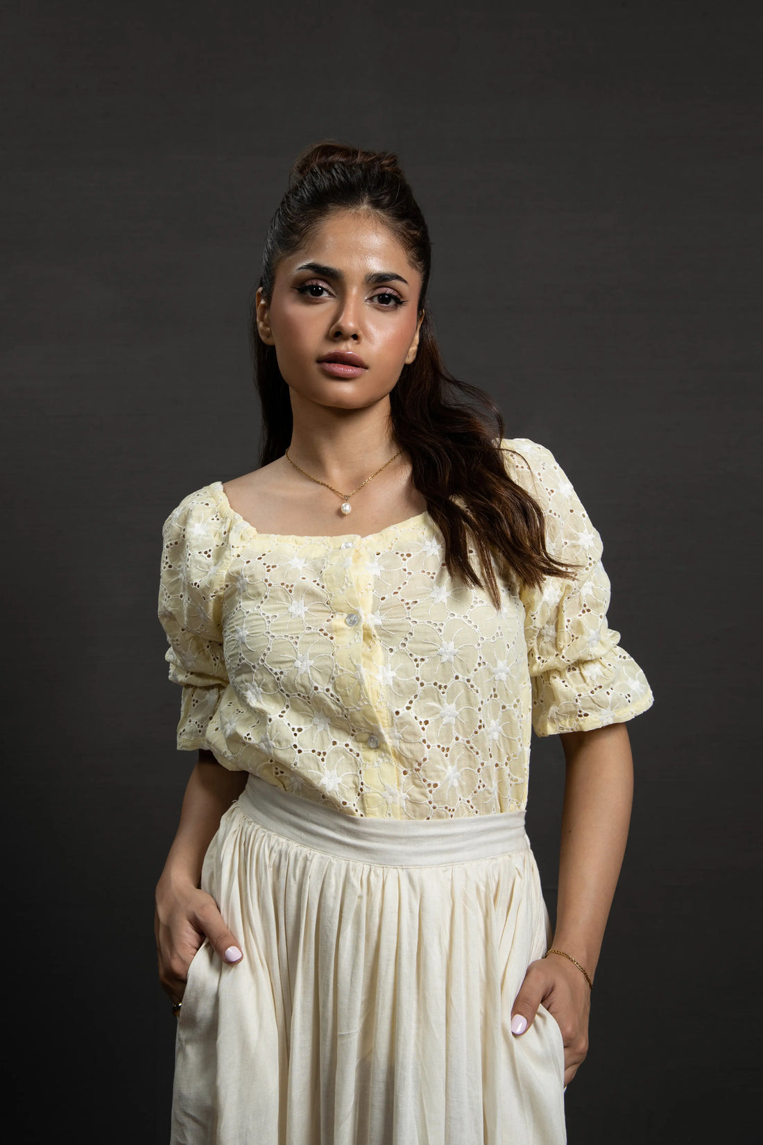 Dahlia Top Butter yellow