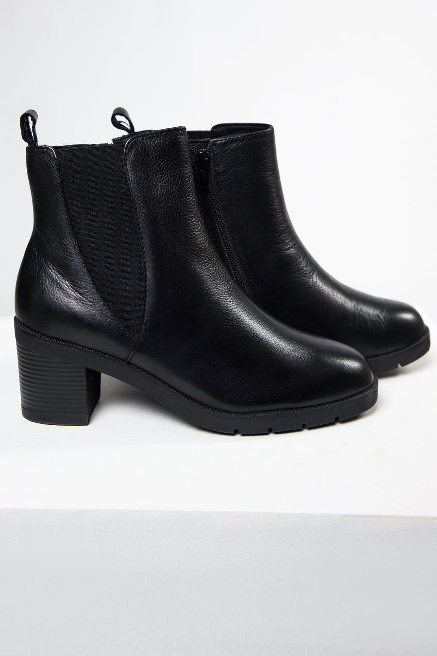 Onyx ankle boots ( 10 DAYS DELIVERY)