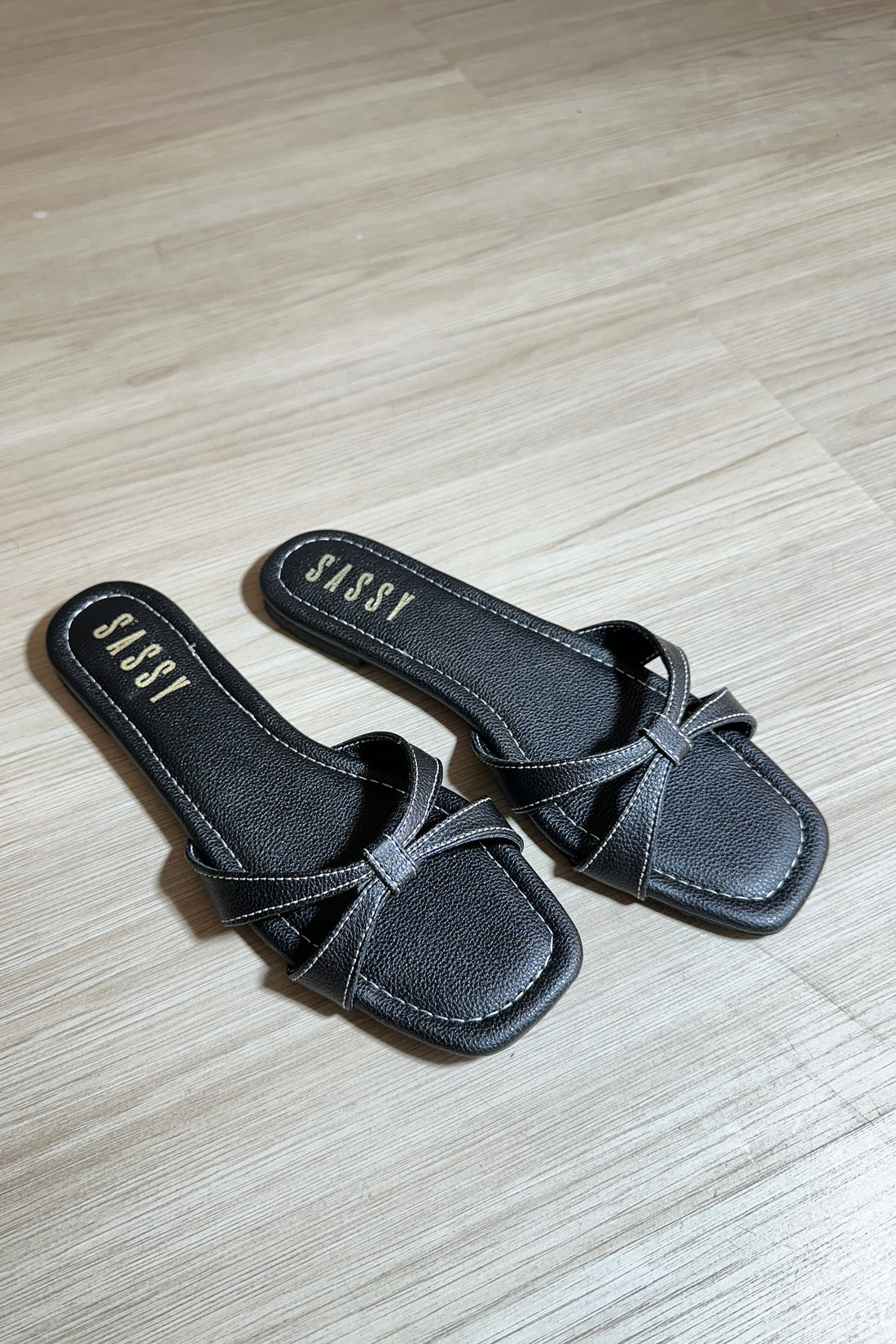 Sofia Flat Black