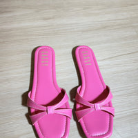 Sofia Flat Fuchsia Pink