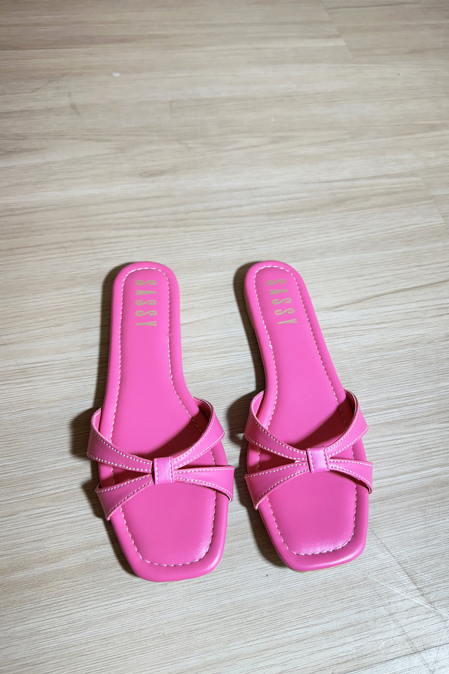 Sofia Flat Fuchsia Pink