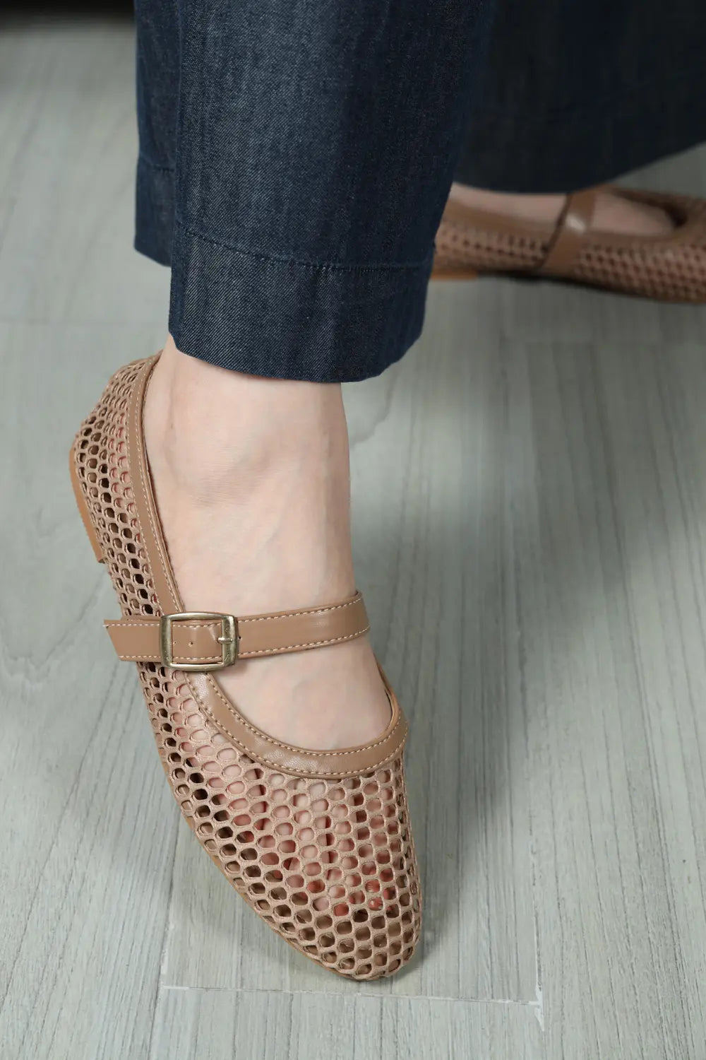 Lola Mary Janes Beige