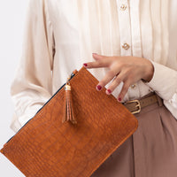 Croc Clutch Tan