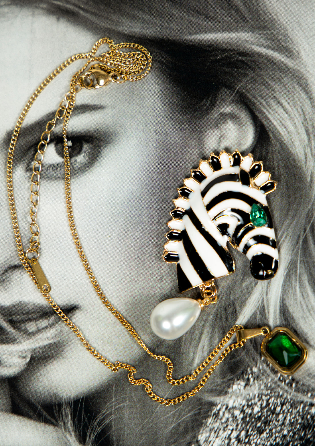 Zee Earrings