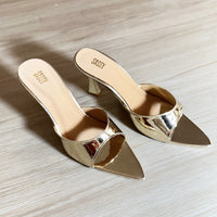 Muse Pointy Heel Gold