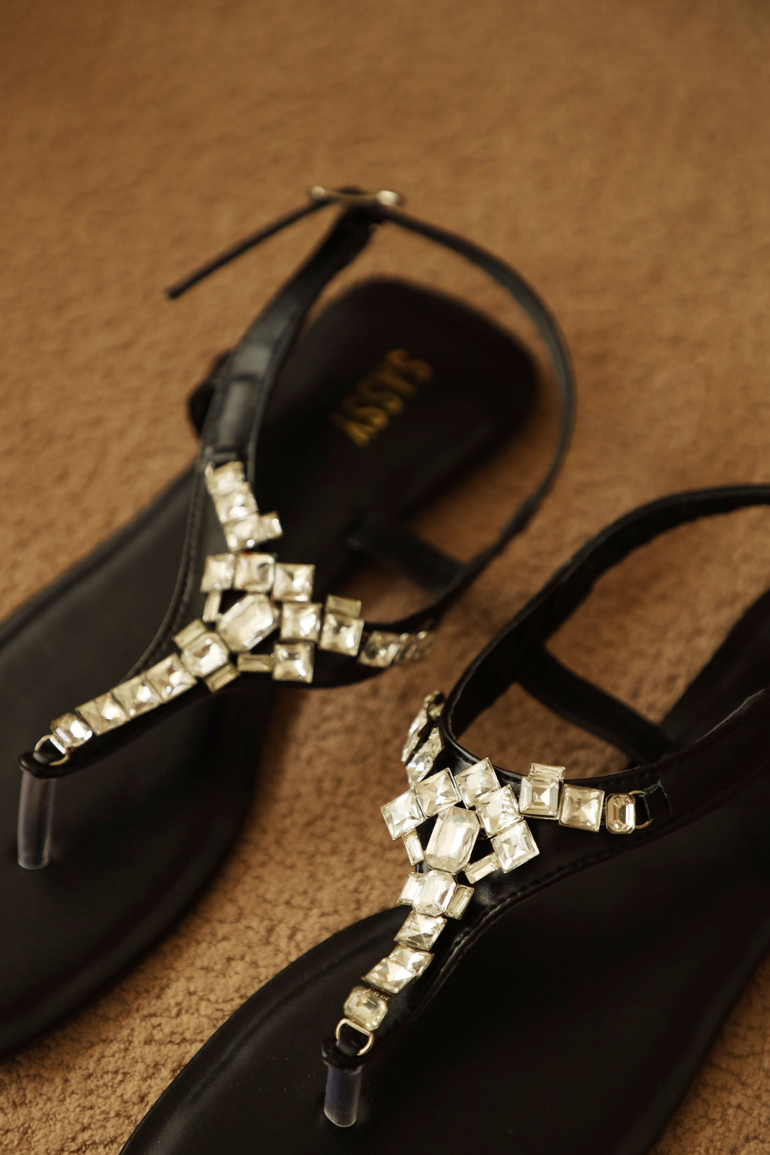 Zar Thong Sandal Black