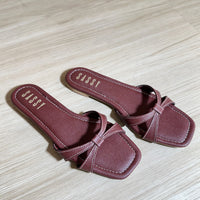 Sofia Flat Burgundy