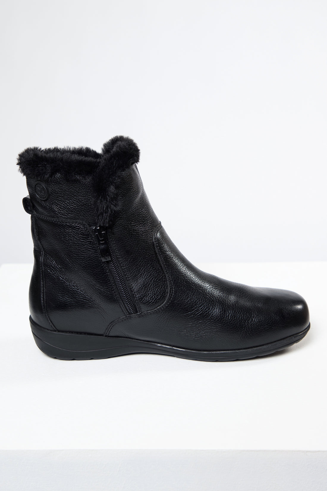 Brussels Glide fur boots Black