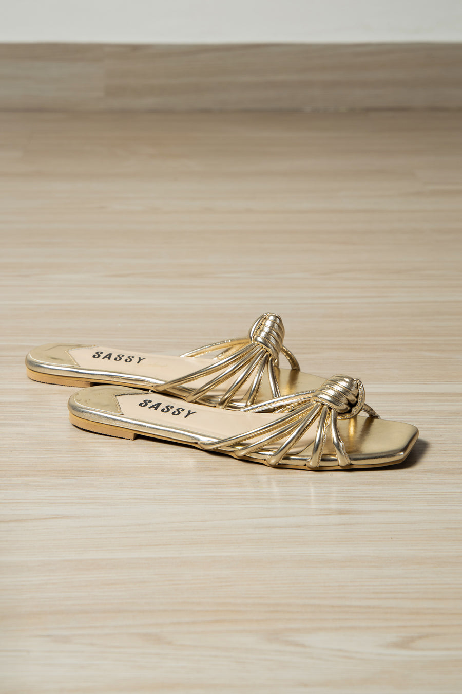 Eriska Knot FLATS (Dull Gold )