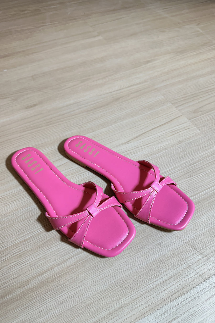 Sofia Flat Fuchsia Pink