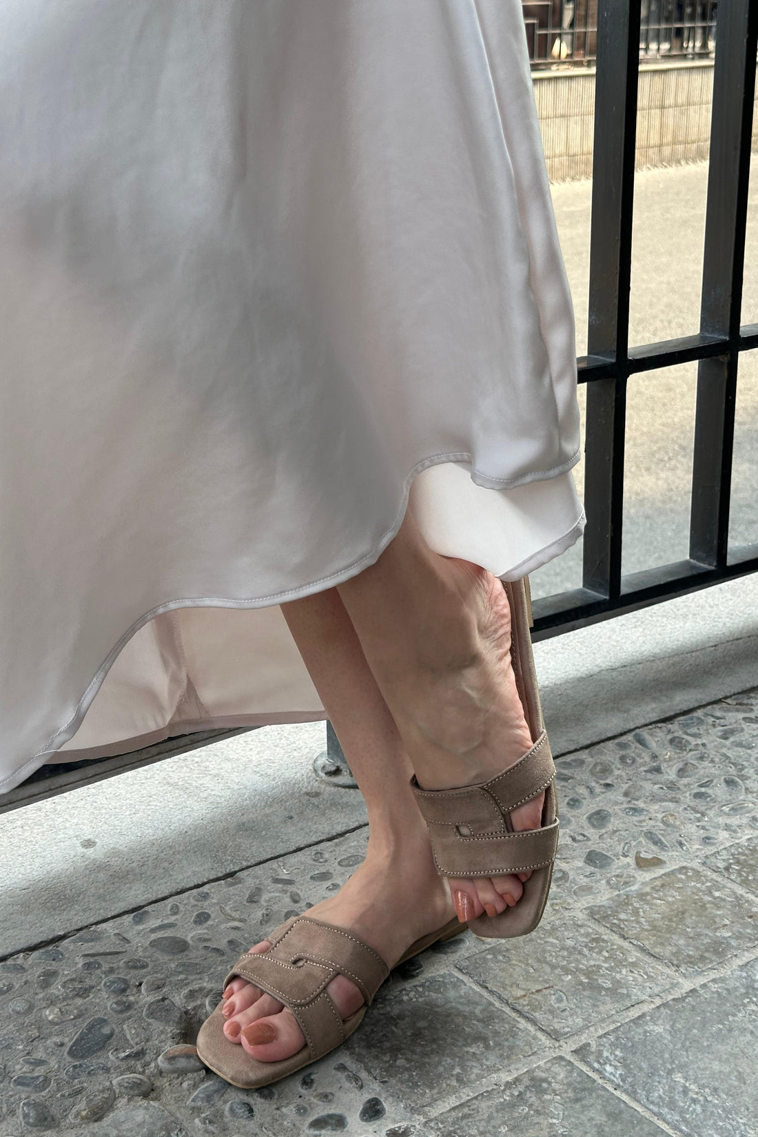 ZAZA Flats Nude