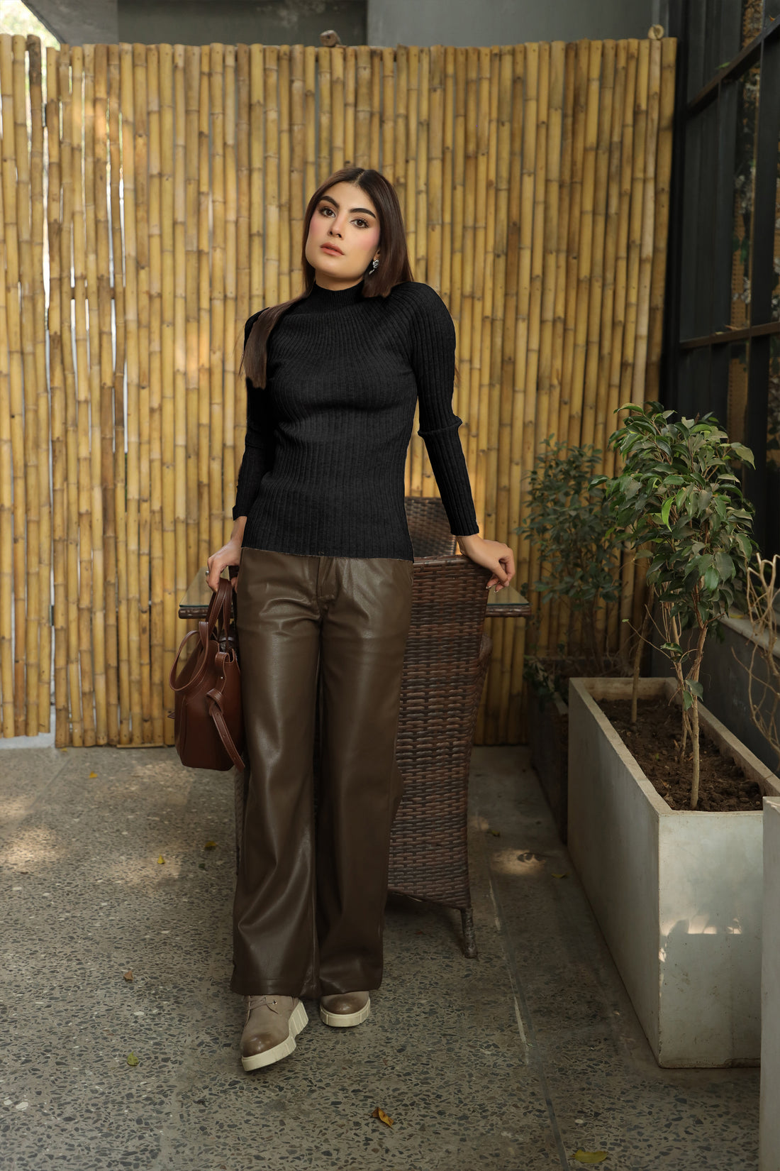 Oak Ribbed Sweater Black