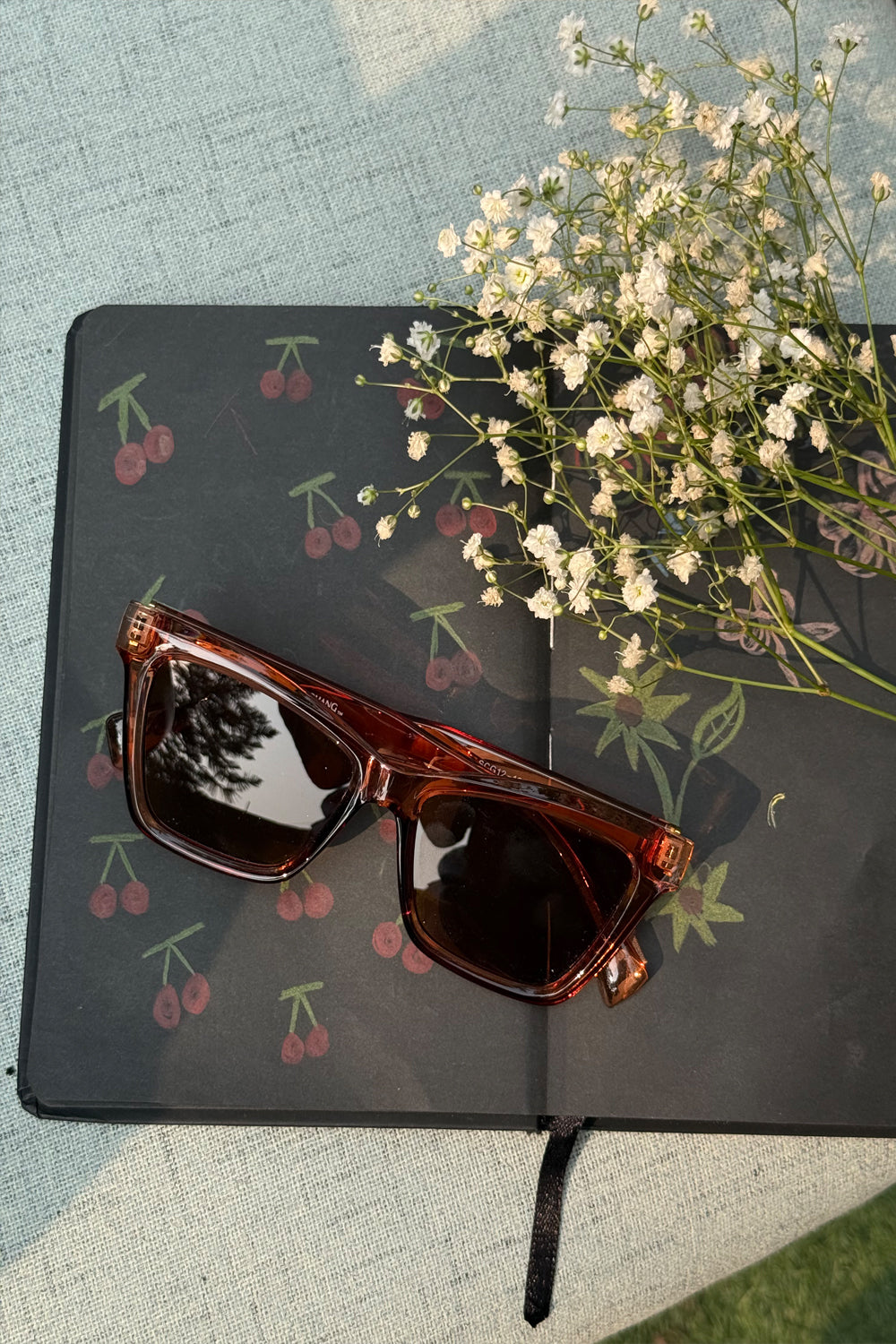 Retro tan sunglasses