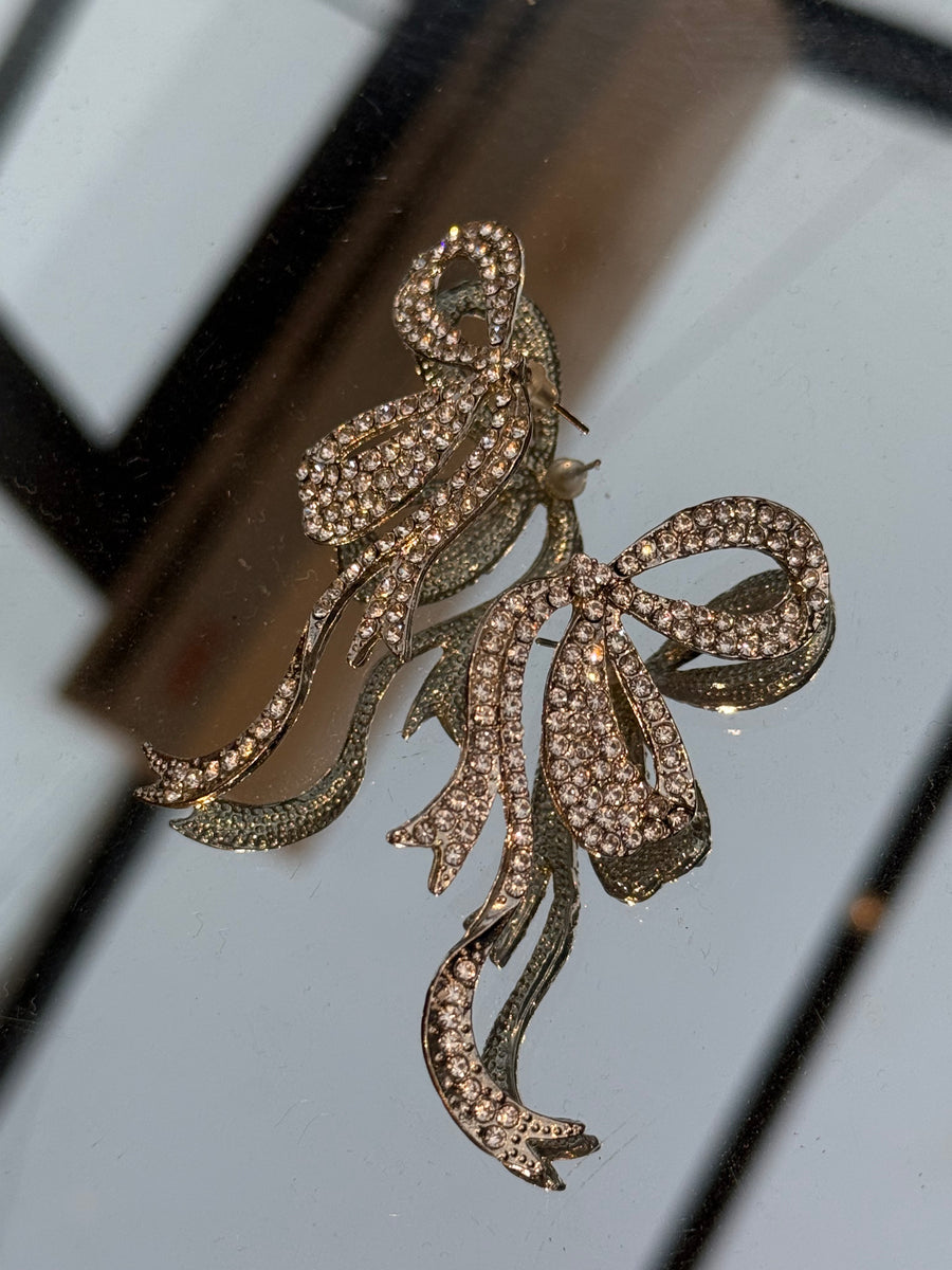 Ribbon Earrings