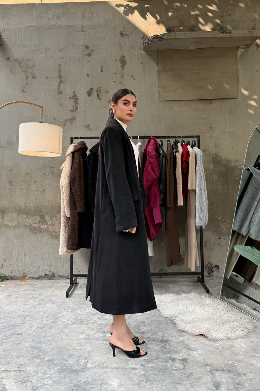 Levante Long Coat Black