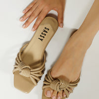 Eriska Knot FLATS Nude