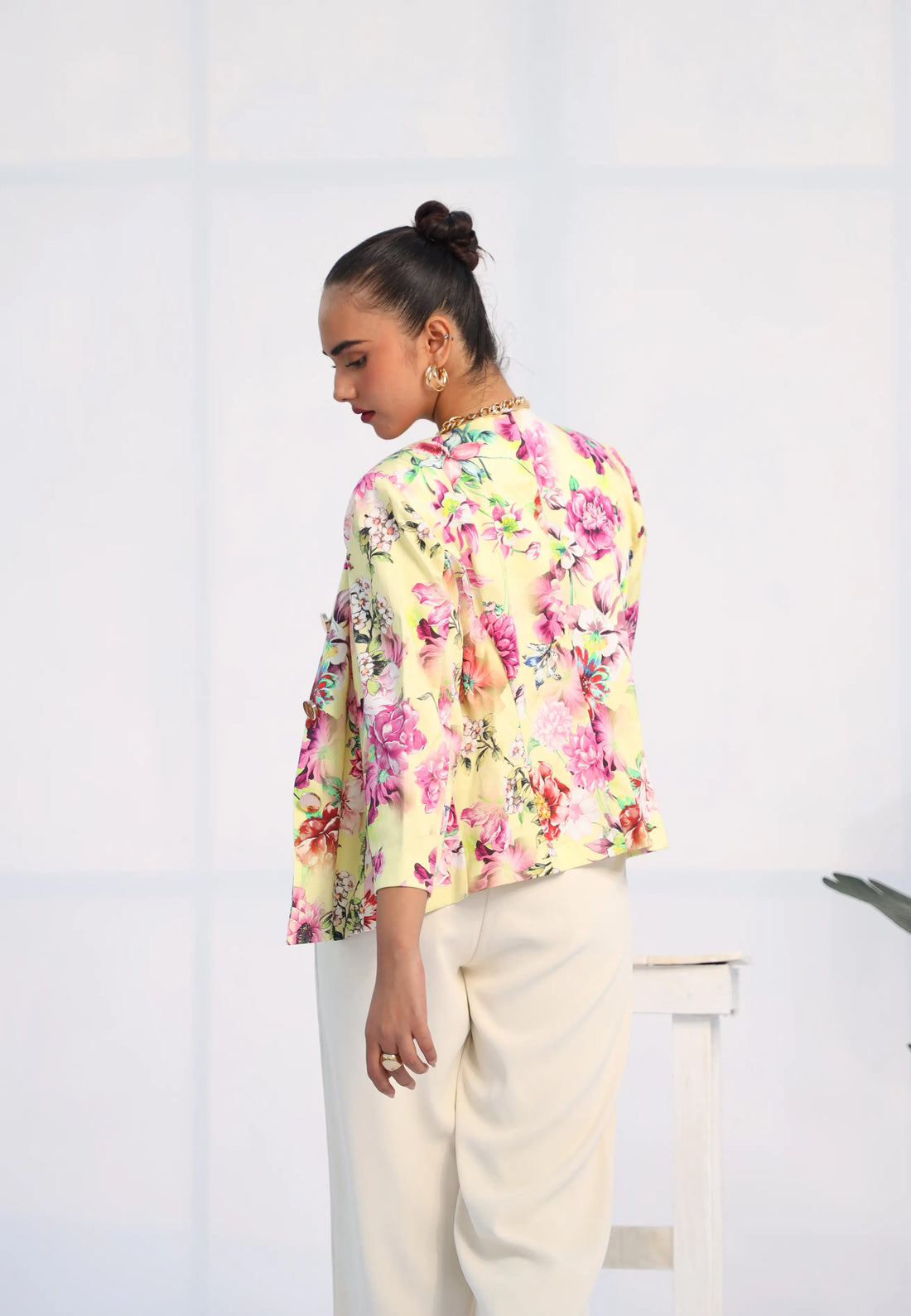 Poppy Blazer pastel yellow