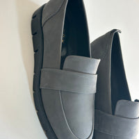 Max Glide loafers