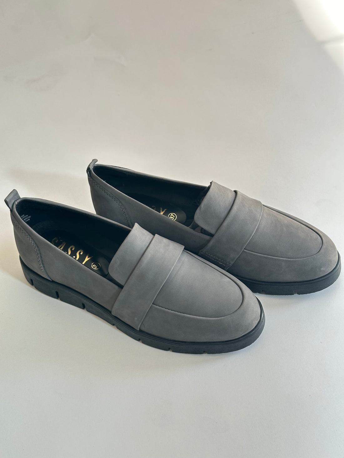 Max Glide loafers