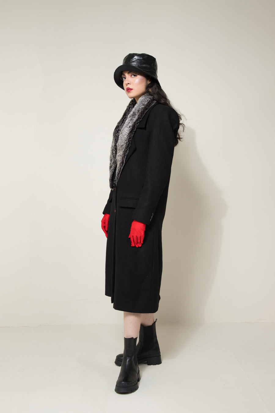 Zhuri Faux Fur Long Woolen Black